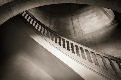 thecurvystair.jpg